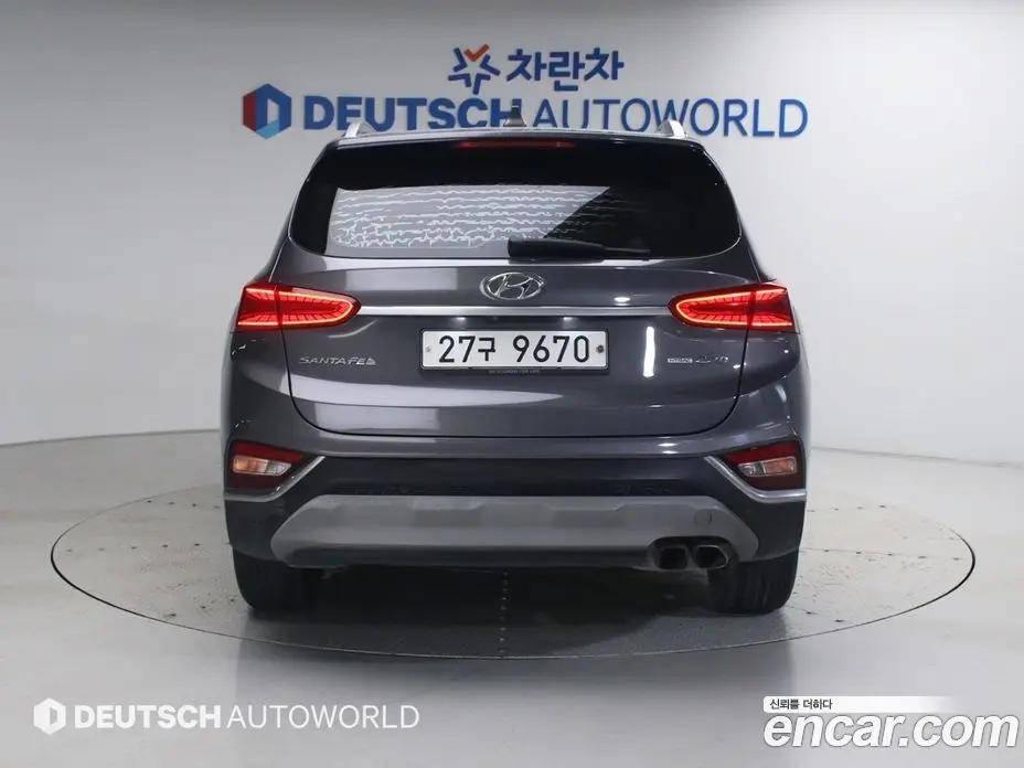 Hyundai Santa Fe 2018 2.0 автомат (гидро), фото 4 Hyundai Santa Fe 2018 2.0 автомат (гидро), фото 4