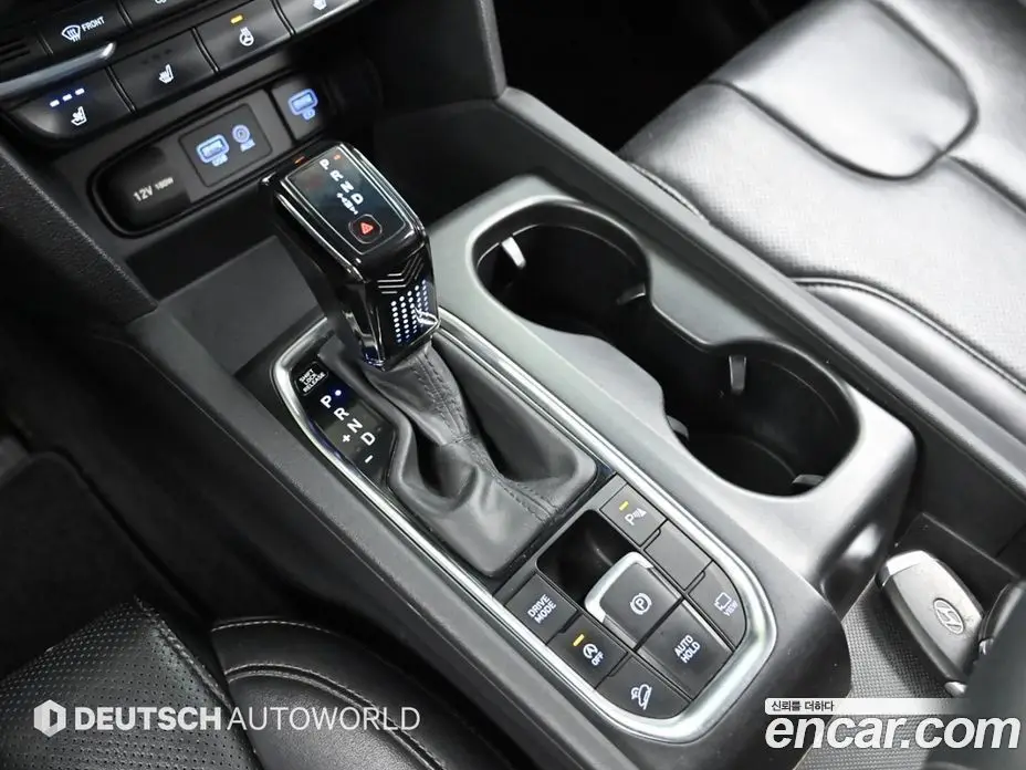 Hyundai Santa Fe 2018 2.0 автомат (гидро), фото 7 Hyundai Santa Fe 2018 2.0 автомат (гидро), фото 7