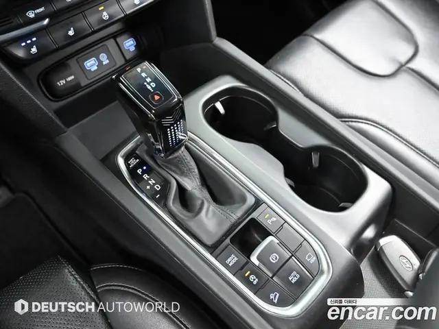 Hyundai Santa Fe 2018 2.0 автомат (гидро), миниатюра 7 Hyundai Santa Fe 2018 2.0 автомат (гидро), миниатюра 7