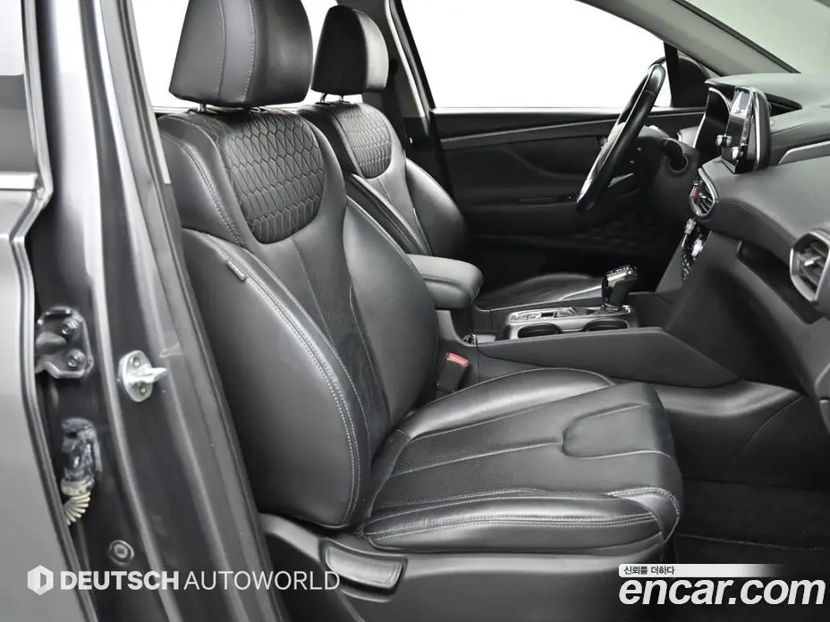 Hyundai Santa Fe 2018 2.0 автомат (гидро), фото 10 Hyundai Santa Fe 2018 2.0 автомат (гидро), фото 10