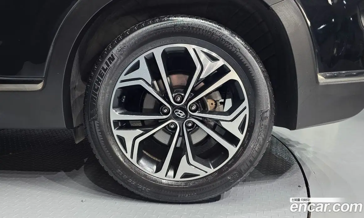 Hyundai Santa Fe 2019 2.0 автомат (гидро), фото 7