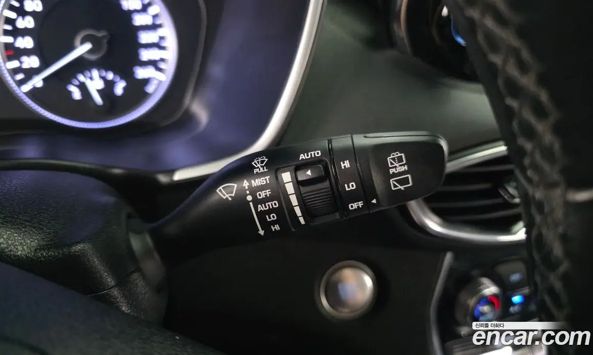 Hyundai Santa Fe 2019 2.0 автомат (гидро), фото 16