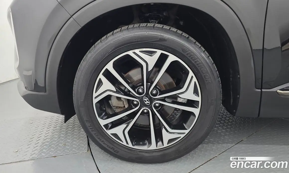 Hyundai Santa Fe 2019 2.0 автомат (гидро), фото 5