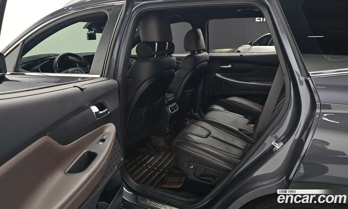 Hyundai Santa Fe 2021 2.5 автомат (гидро), фото 15 Hyundai Santa Fe 2021 2.5 автомат (гидро), фото 15
