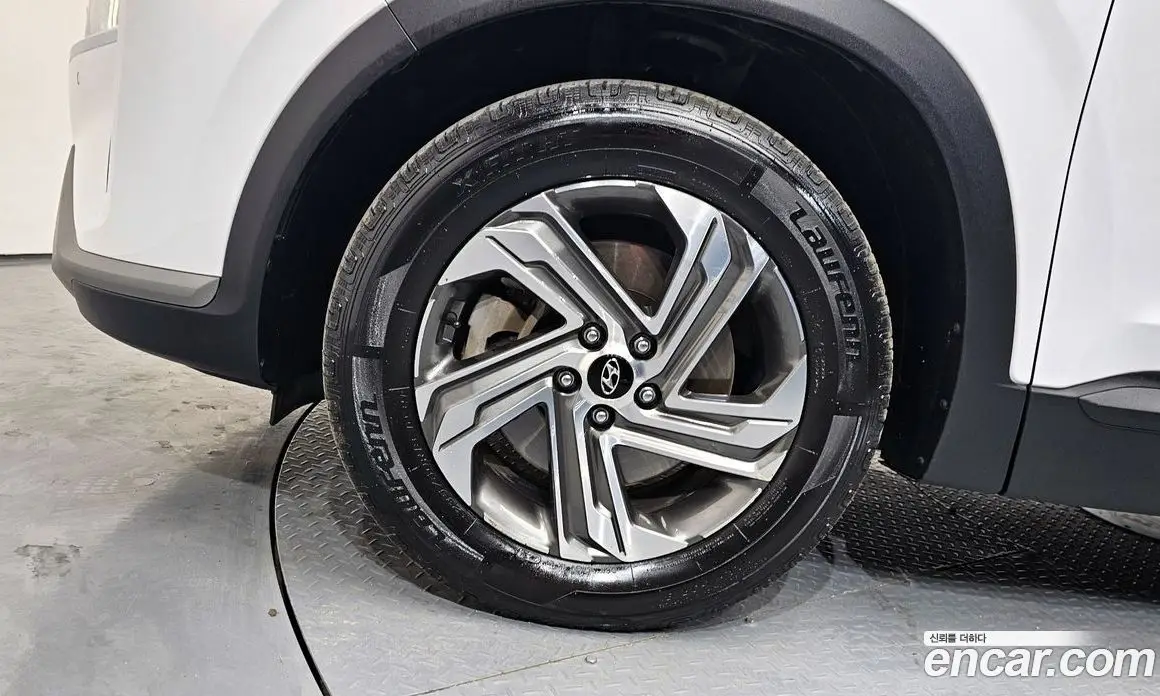Hyundai Santa Fe 2021 2.5 автомат (гидро), фото 5 Hyundai Santa Fe 2021 2.5 автомат (гидро), фото 5
