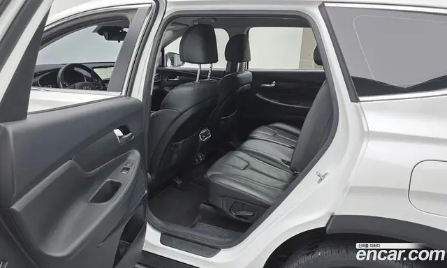 Hyundai Santa Fe 2021 2.2 автомат (гидро), миниатюра 11 Hyundai Santa Fe 2021 2.2 автомат (гидро), миниатюра 11