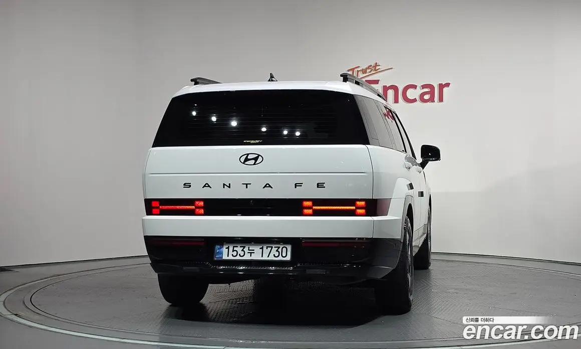 Hyundai Santa Fe 2024 1.6 автомат (гидро), фото 4