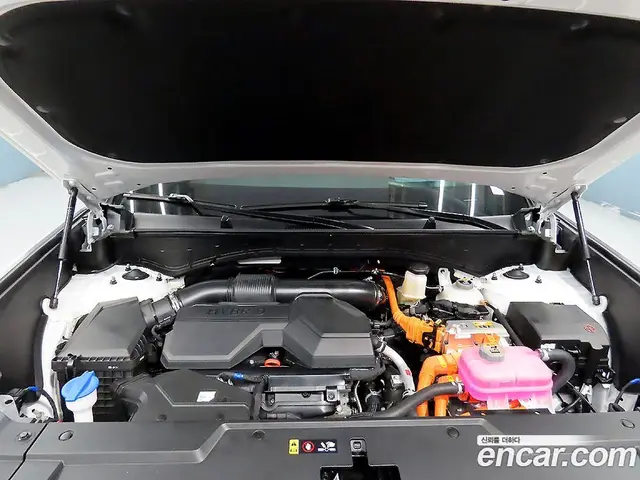 Hyundai Santa Fe 2025 1.6 автомат (гидро), миниатюра 6