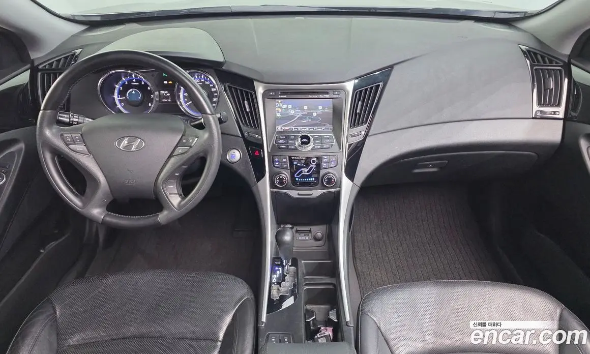 Hyundai Sonata 2010 2.0 автомат (гидро), фото 7