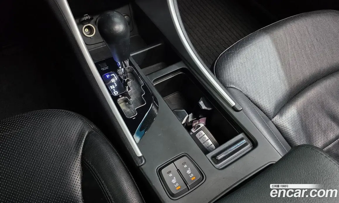 Hyundai Sonata 2010 2.0 автомат (гидро), фото 9