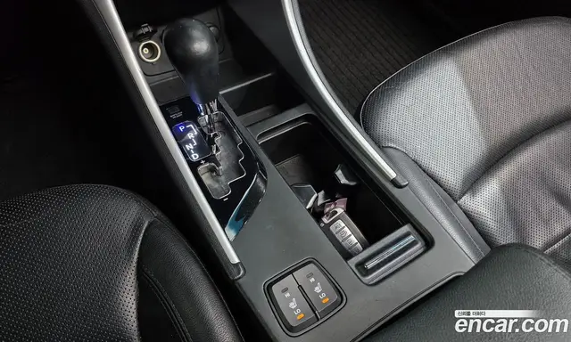 Hyundai Sonata 2010 2.0 автомат (гидро), миниатюра 9