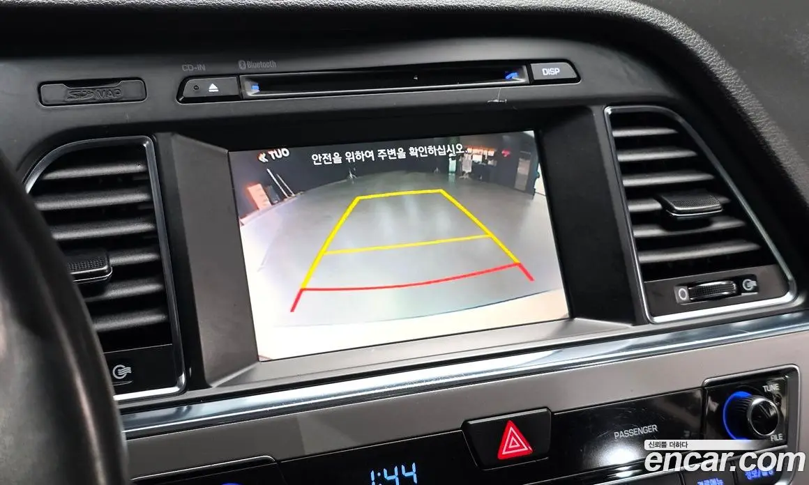 Hyundai Sonata 2015 2.0 автомат (гидро), фото 14