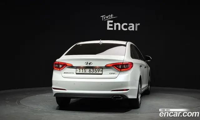 Hyundai Sonata 2015 2.0 автомат (гидро), миниатюра 4