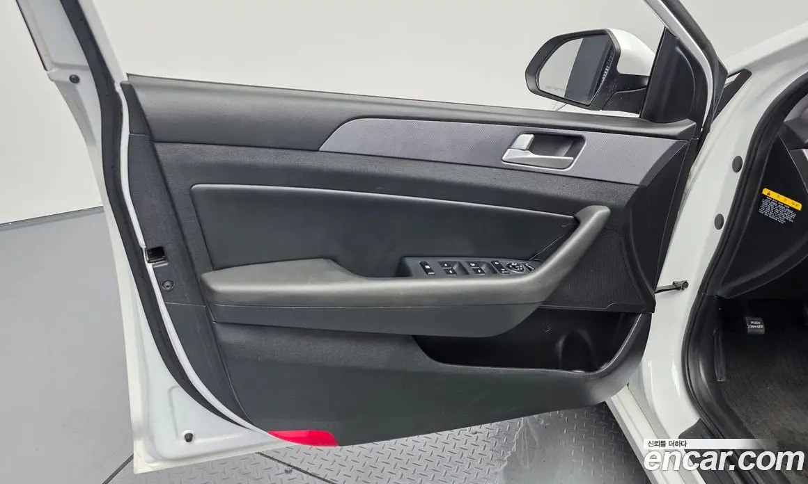 Hyundai Sonata 2016 1.7 автомат (гидро), фото 14