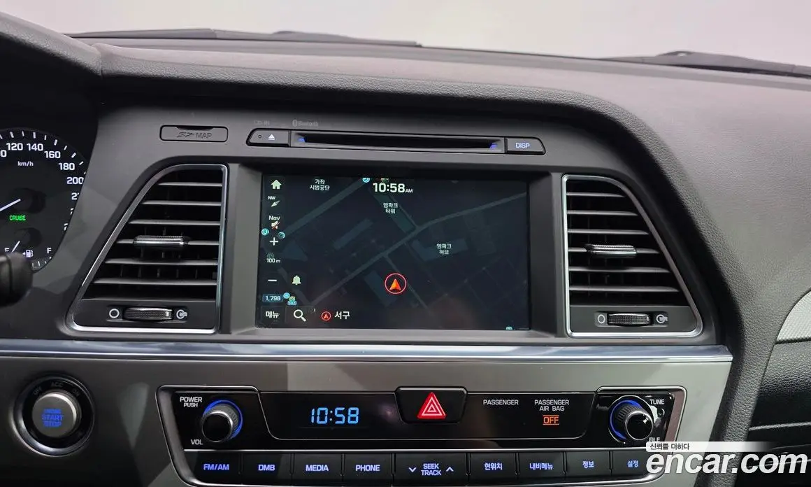 Hyundai Sonata 2016 1.7 автомат (гидро), фото 20