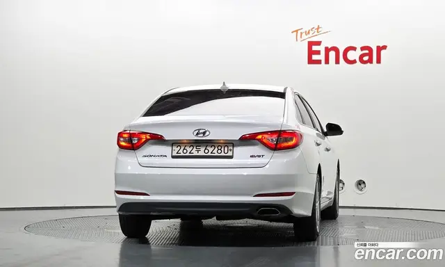 Hyundai Sonata 2016 1.7 автомат (гидро), миниатюра 4