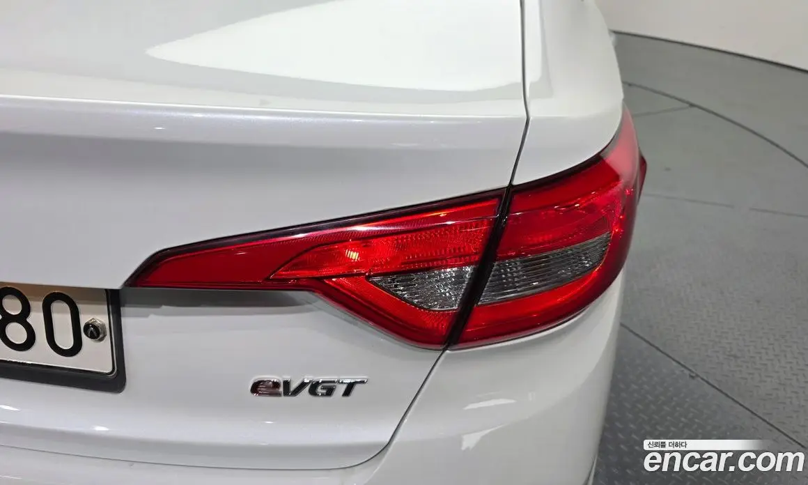 Hyundai Sonata 2016 1.7 автомат (гидро), фото 9