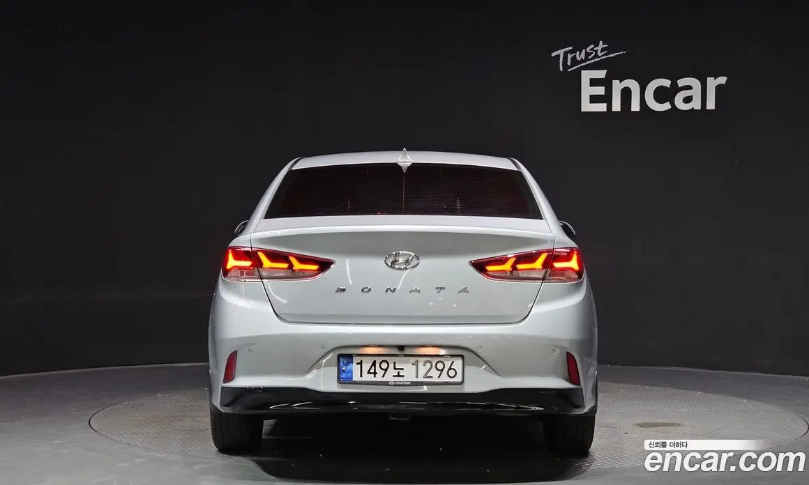 Hyundai Sonata 2017 2.0 автомат (гидро), фото 4 Hyundai Sonata 2017 2.0 автомат (гидро), фото 4