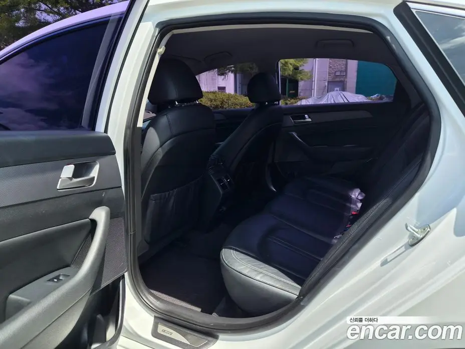 Hyundai Sonata 2017 2.0 автомат (гидро), фото 13