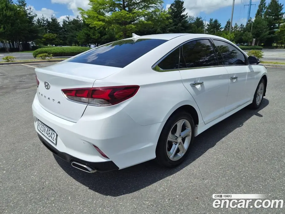Hyundai Sonata 2017 2.0 автомат (гидро), фото 7