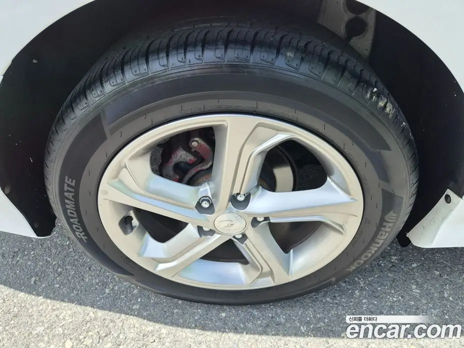 Hyundai Sonata 2017 2.0 автомат (гидро), фото 9