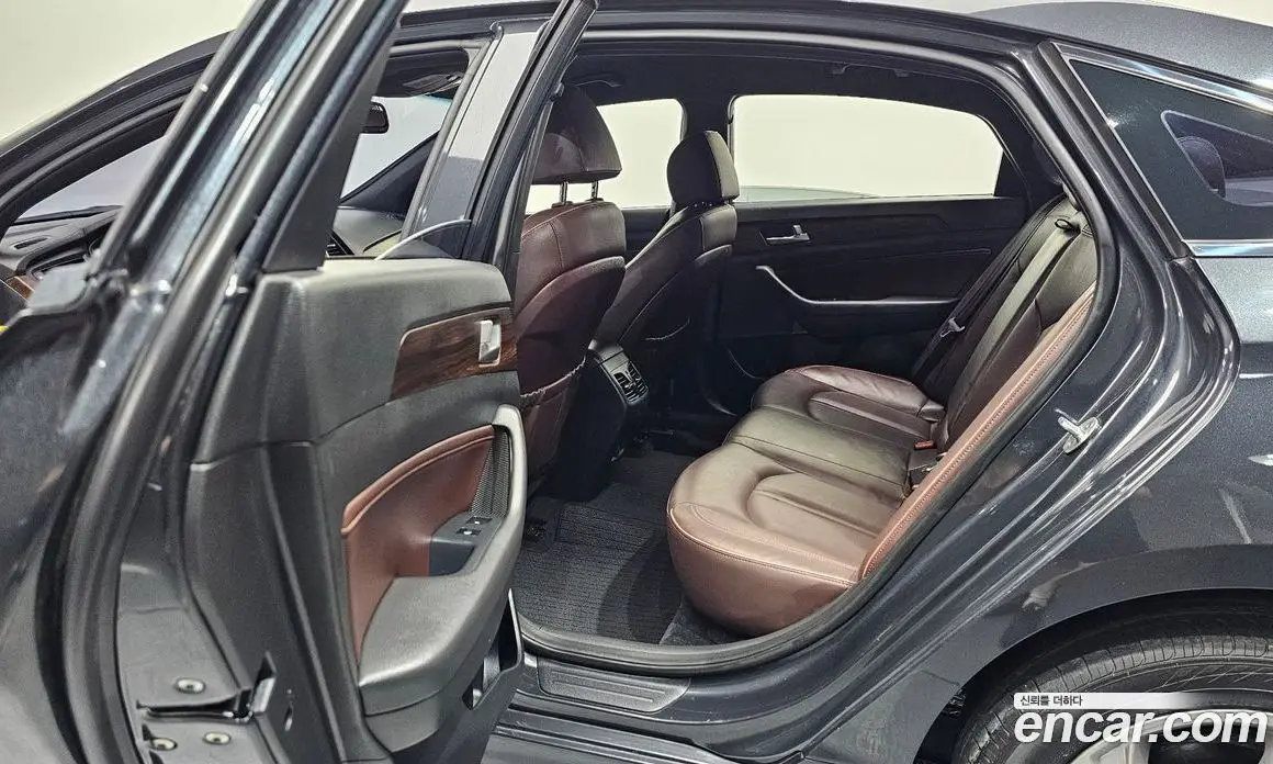 Hyundai Sonata 2017 2.0 автомат (гидро), фото 16