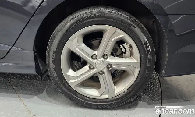 Hyundai Sonata 2017 2.0 автомат (гидро), миниатюра 5