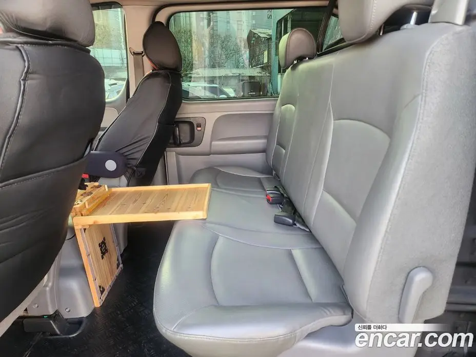 Hyundai Starex 2012 2.5 автомат (гидро), фото 17