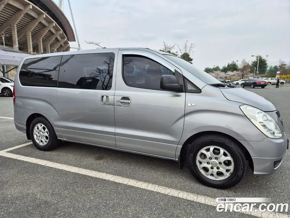 Hyundai Starex 2013 2.5 автомат (гидро), фото 3 Hyundai Starex 2013 2.5 автомат (гидро), фото 3