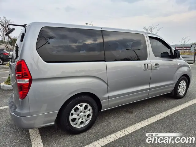 Hyundai Starex 2013 2.5 автомат (гидро), миниатюра 5 Hyundai Starex 2013 2.5 автомат (гидро), миниатюра 5