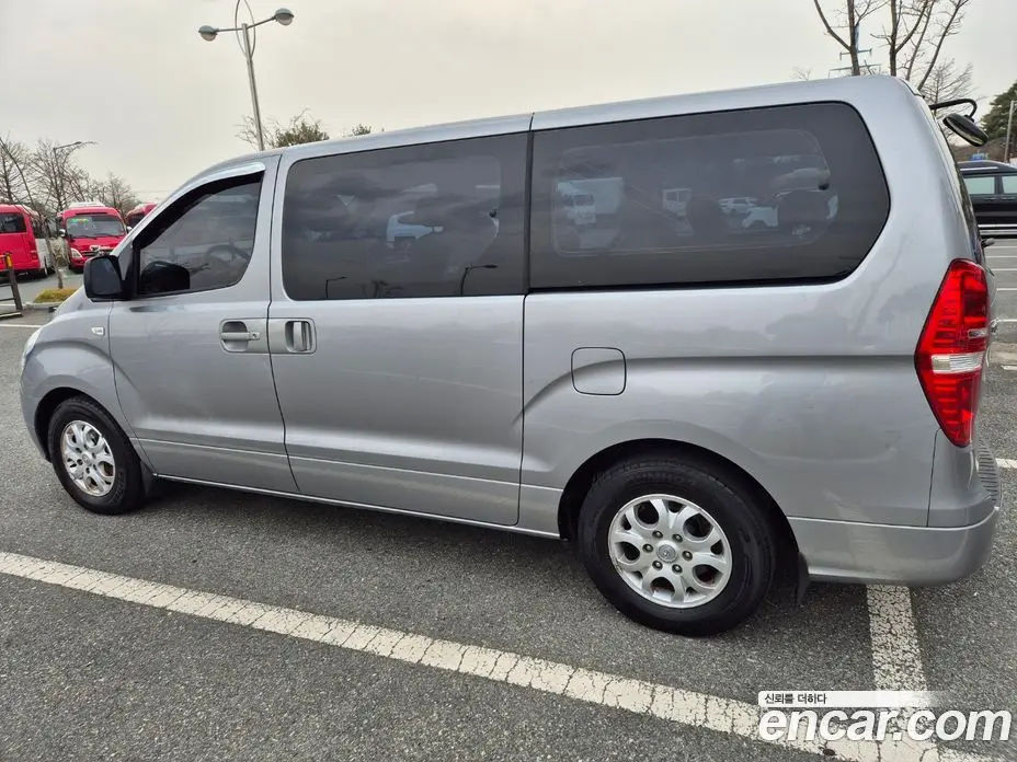 Hyundai Starex 2013 2.5 автомат (гидро), фото 6 Hyundai Starex 2013 2.5 автомат (гидро), фото 6