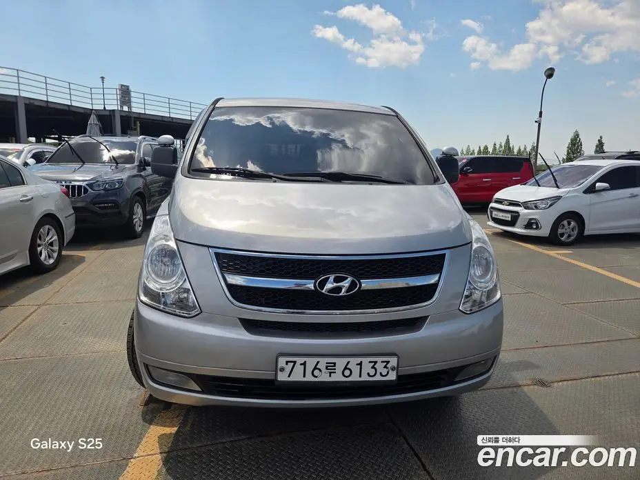 Hyundai Starex 2015 2.5 автомат (гидро), фото 3
