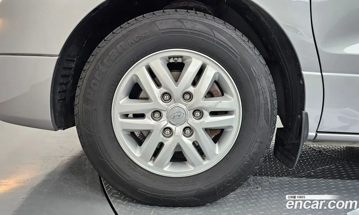 Hyundai Starex 2016 2.5 автомат (гидро), фото 5