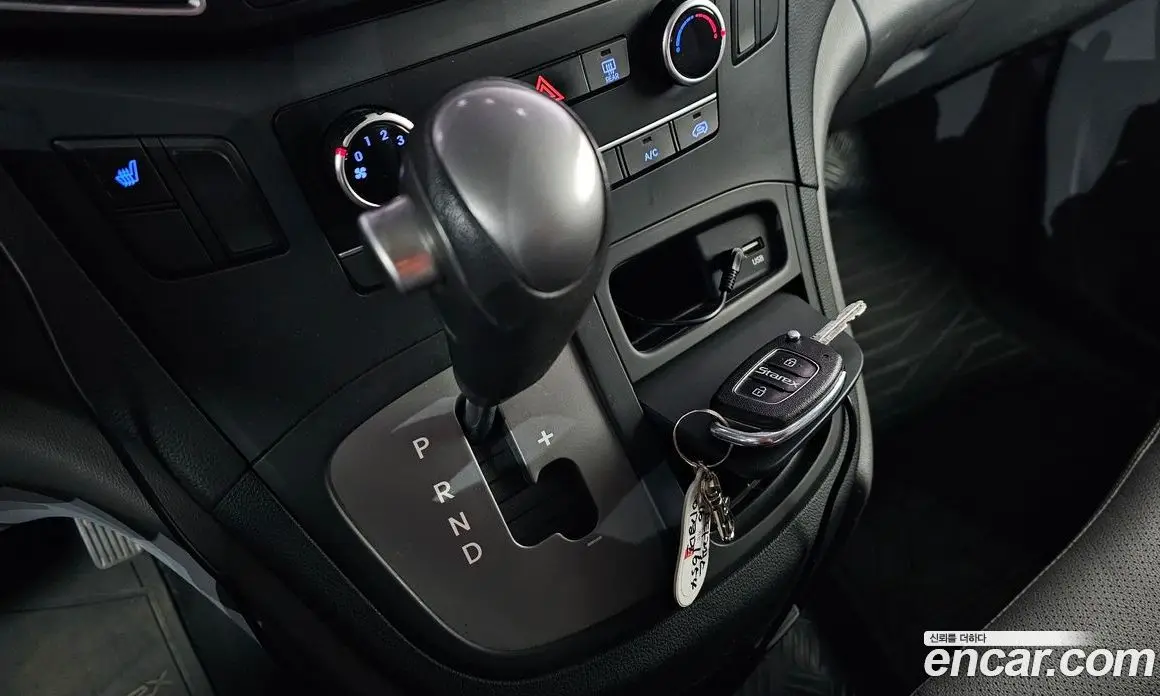 Hyundai Starex 2016 2.5 автомат (гидро), фото 9