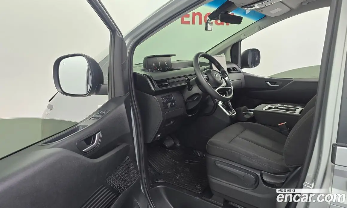 Hyundai Staria 2021 2.2 автомат (гидро), фото 10 Hyundai Staria 2021 2.2 автомат (гидро), фото 10