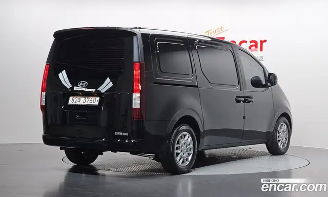 Hyundai Staria 2021 2.2 автомат (гидро), миниатюра 2