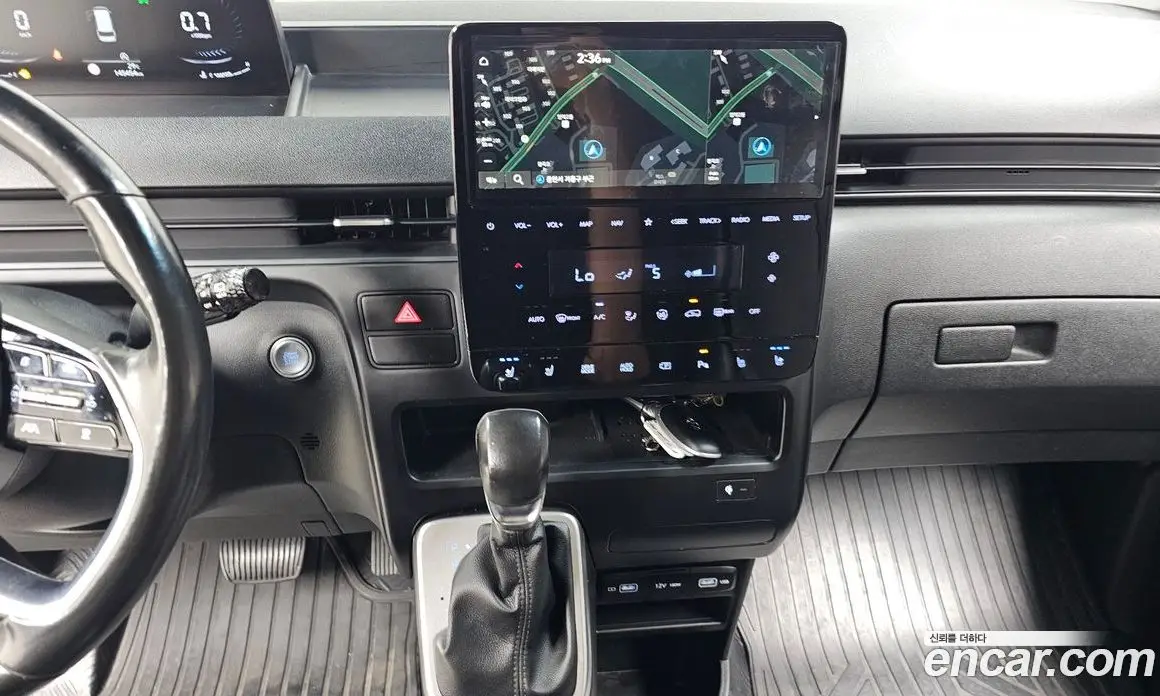 Hyundai Staria 2021 2.2 автомат (гидро), фото 19