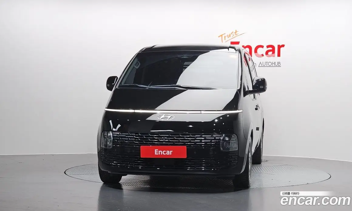 Hyundai Staria 2021 2.2 автомат (гидро), фото 3