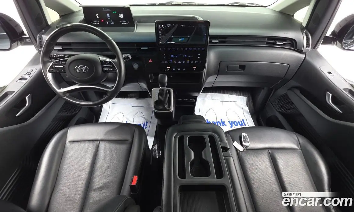 Hyundai Staria 2022 2.2 автомат (гидро), фото 7