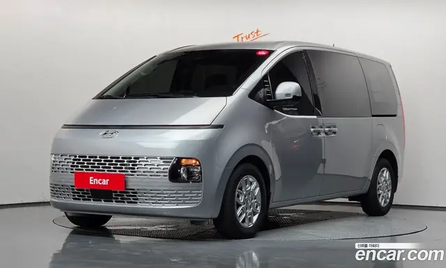 Hyundai Staria, 2023, 92 374 км