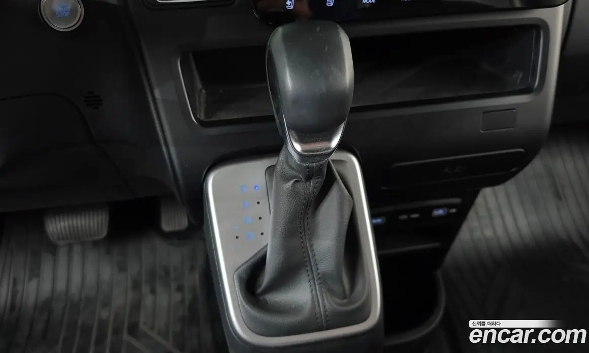 Hyundai Staria 2023 2.2 автомат (гидро), фото 9 Hyundai Staria 2023 2.2 автомат (гидро), фото 9