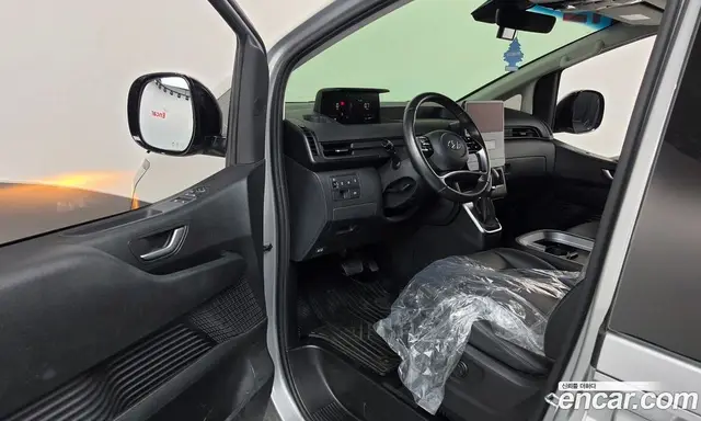 Hyundai Staria 2023 2.2 автомат (гидро), миниатюра 10 Hyundai Staria 2023 2.2 автомат (гидро), миниатюра 10