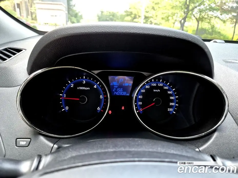 Hyundai Tucson 2012 2.0 автомат (гидро), фото 15