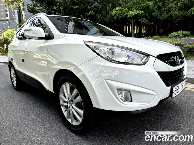 Hyundai Tucson 2012 2.0 автомат (гидро), миниатюра 3
