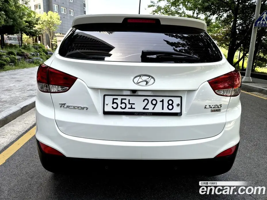 Hyundai Tucson 2012 2.0 автомат (гидро), фото 5