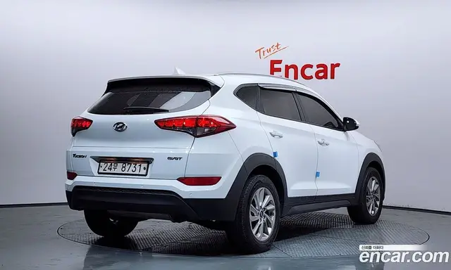 Hyundai Tucson 2015 1.7 автомат (гидро), миниатюра 2