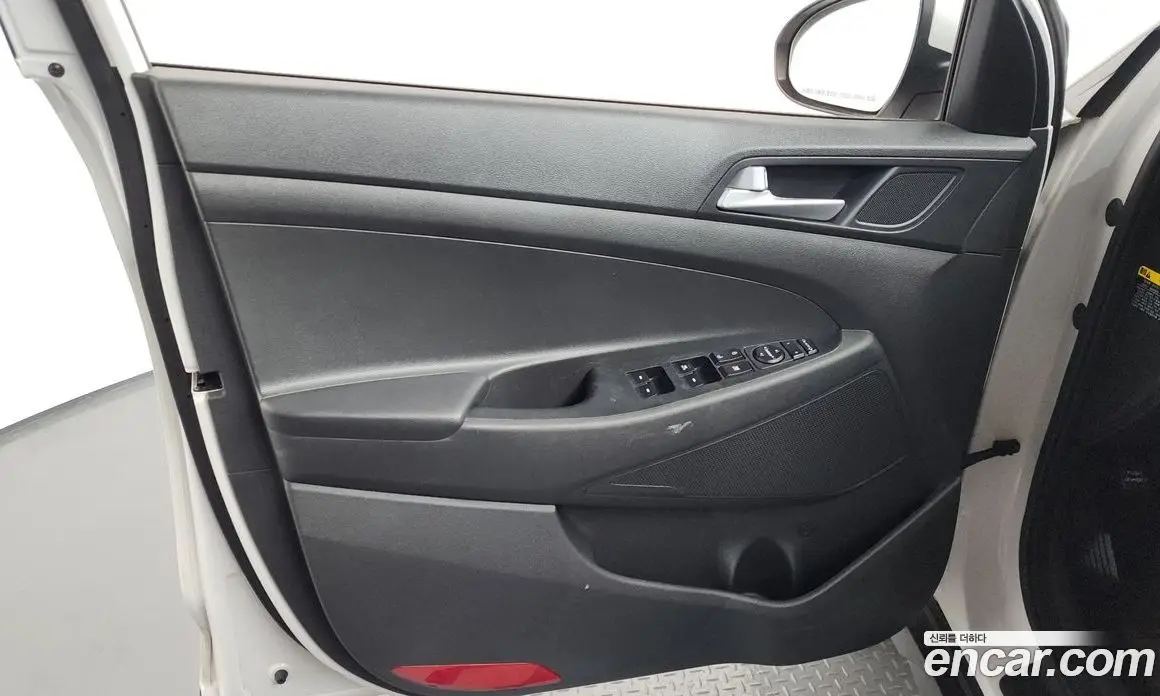 Hyundai Tucson 2015 1.7 автомат (гидро), фото 14