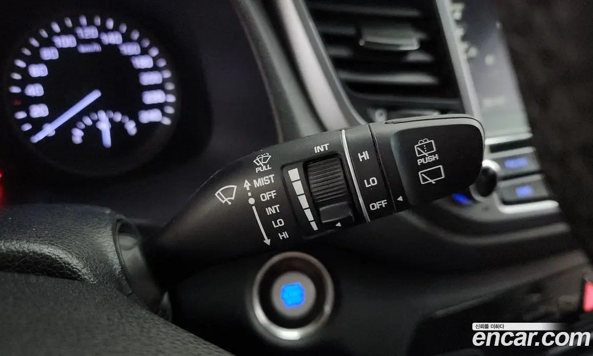 Hyundai Tucson 2015 1.7 автомат (гидро), фото 20