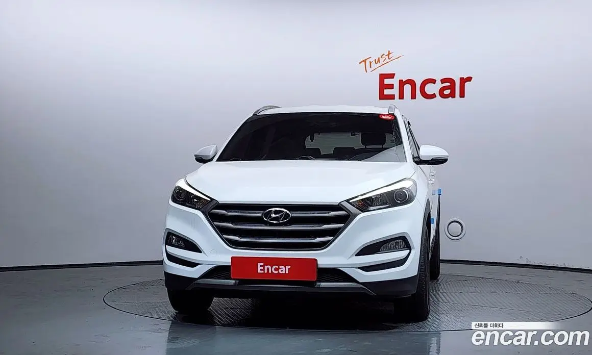 Hyundai Tucson 2015 1.7 автомат (гидро), фото 3