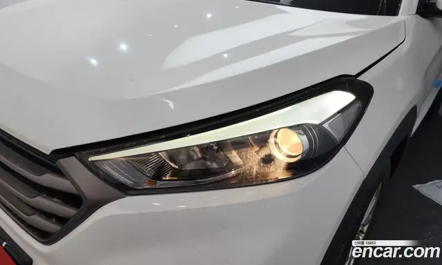 Hyundai Tucson 2015 1.7 автомат (гидро), миниатюра 8